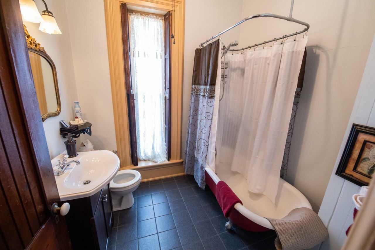 Spencer House Bed & Breakfast Érié Extérieur photo